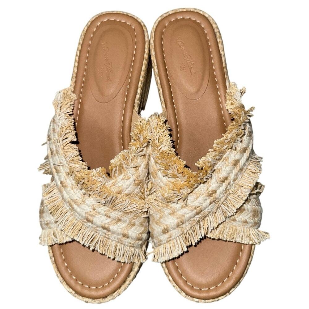 Universal Thread Women's Sally Platform Heels Mem… - image 4